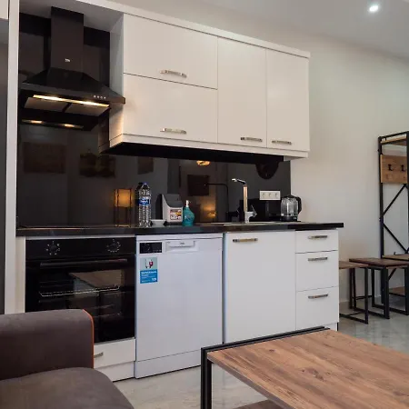 Квартира В Центре Alanya Apartment *